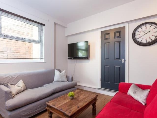 House for rent in The Colonies, Cardiff
