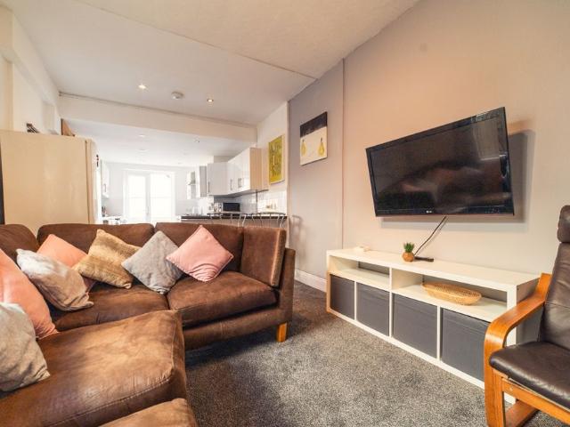 House for rent in The Colonies, Cardiff