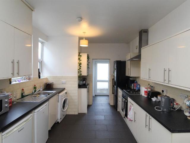 House for rent in The Colonies, Cardiff