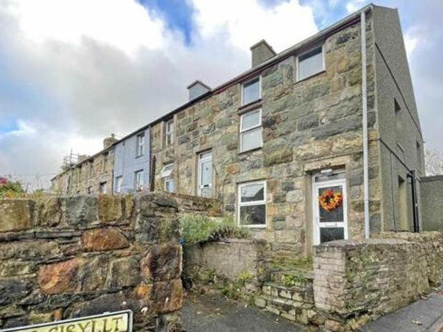 House for sale in Caernarfon, Wales