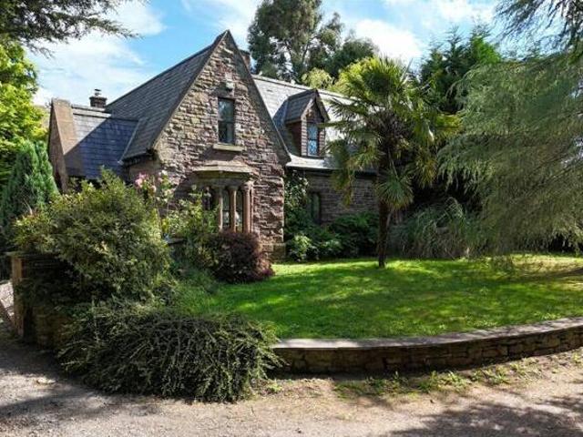 House for sale in Llanbadoc, Wales