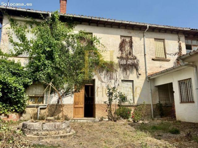 Casa en venta en La Robla, Castilla y León