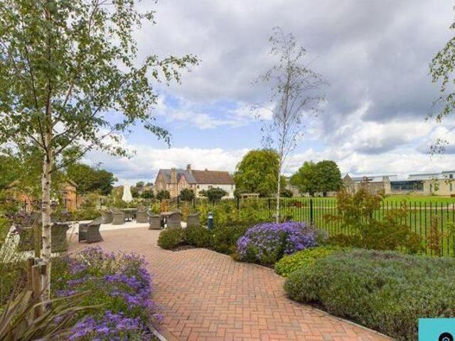 House for sale in Gloucester, Gloucestershire