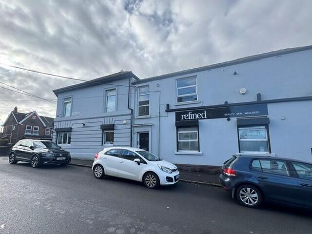 Apartment for rent in Pontyclun, Wales
