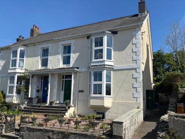 House for sale in Llanybydder, Wales