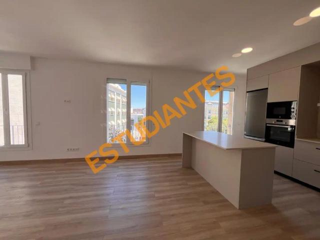 Apartamento en alquiler en Rambla de Ferran - Estació, Segrià