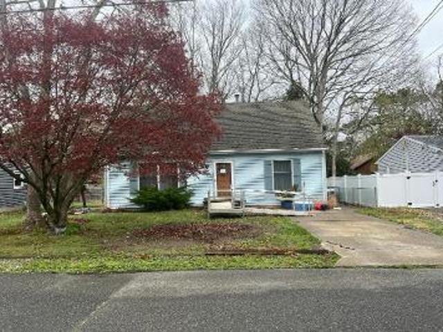 House for sale in Forked River