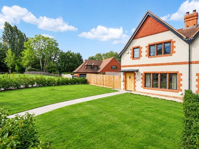 House for rent in Frensham, Waverley