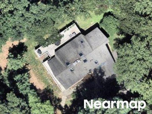 House for sale in Hollinridge, Bethesda