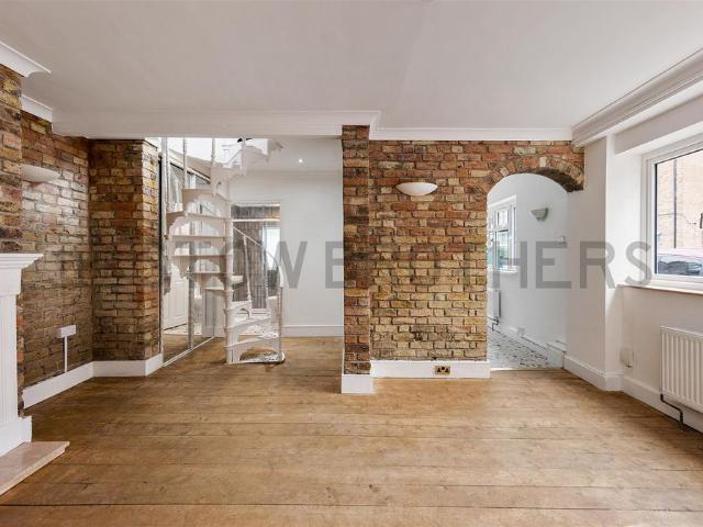 Apartment for rent in Greater London