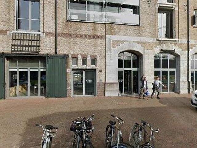 Bedrijfspand te huur in Schiemond, Rotterdam