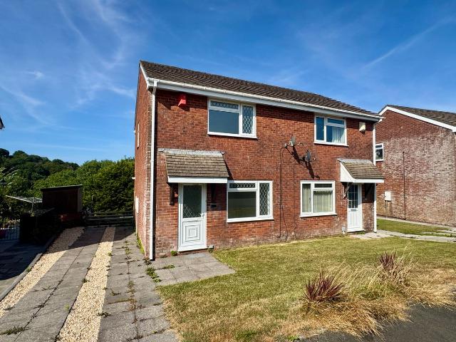 Apartment for rent in Carmarthen, Wales