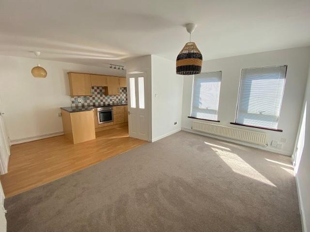 Apartment for rent in Blackpill, Swansea