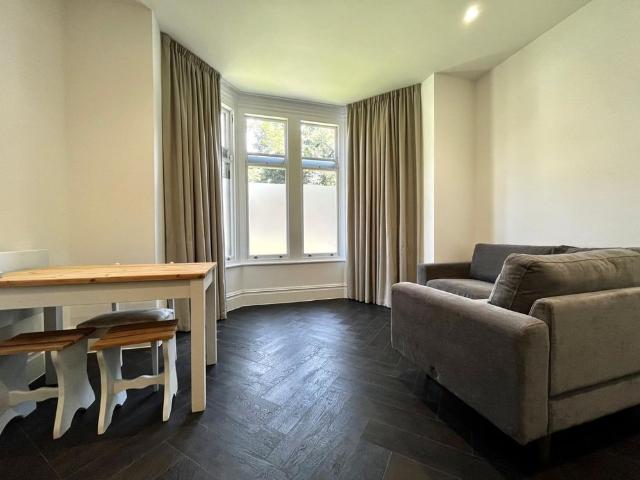 Apartment for rent in Falcon Lodge, Wales