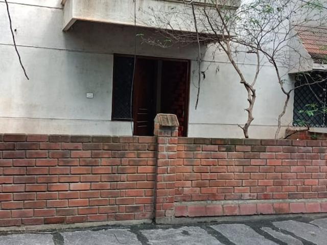 House for sale in Bangalore North, Cox Town - Bangalore