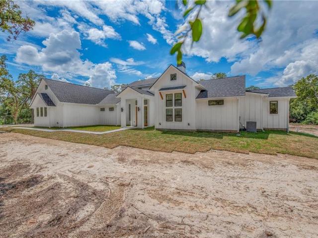 House for sale in Robertson, Texas