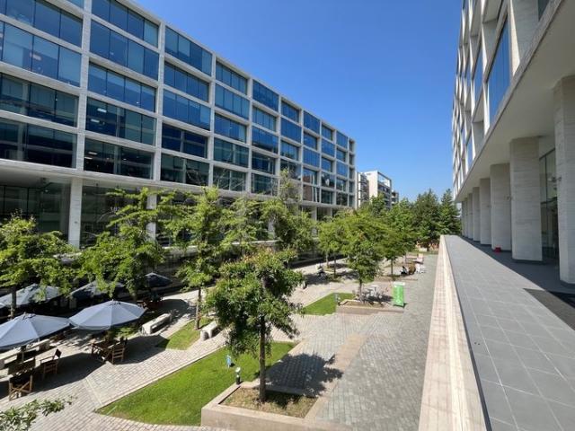 Lo Barnechea, Lo Barnechea, Dehesa Central