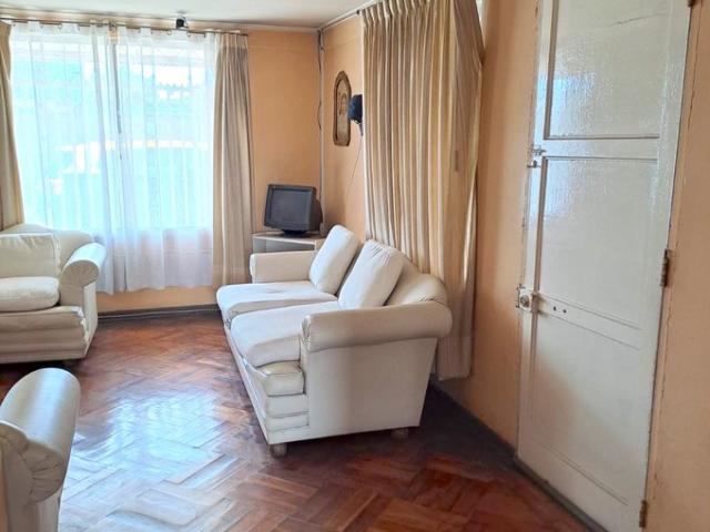 Lo Espejo, Pje Pomaire 02342