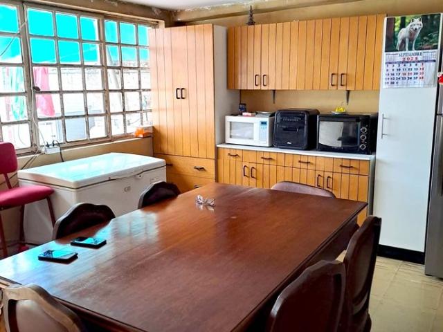 Lo Espejo, Pje Pomaire 02342