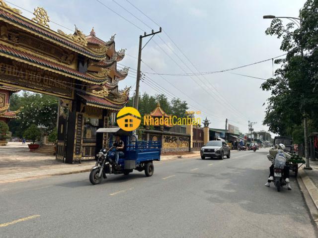 Mặt bằng bán