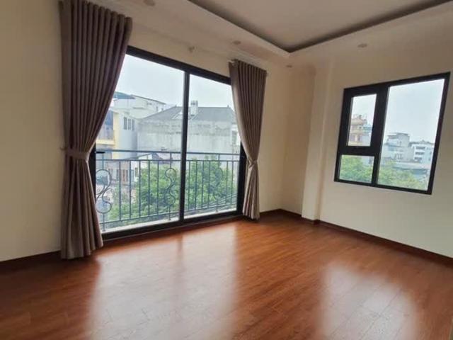 Nhà mặt phố bán tại Hoàn Kiếm, Hà Nội