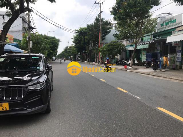 Nhà mặt phố bán