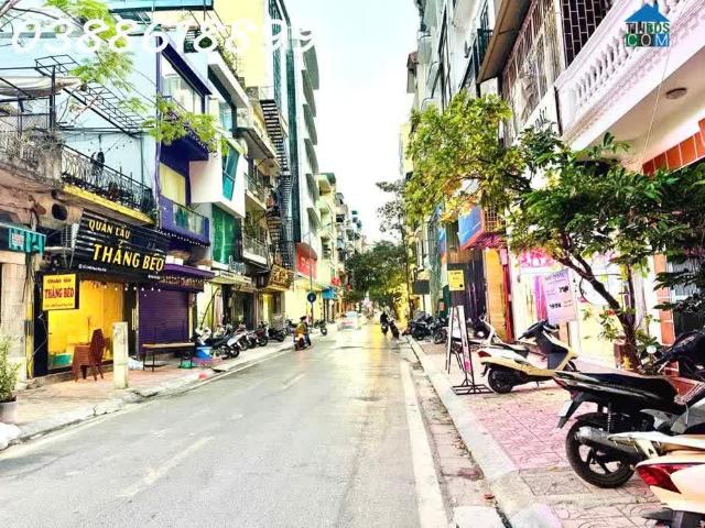 Nhà mặt phố bán tại Hoàn Kiếm, Hà Nội