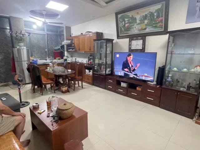 Nhà bán tại Hoàn Kiếm, Hà Nội