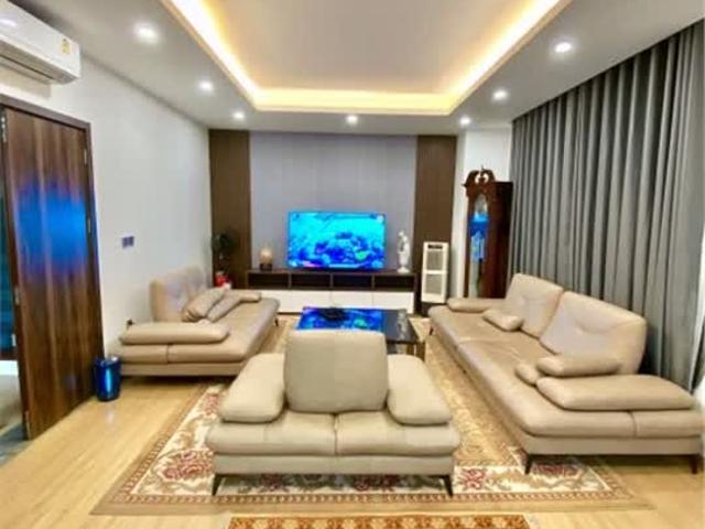 Nhà mặt phố bán tại Hoàn Kiếm, Hà Nội