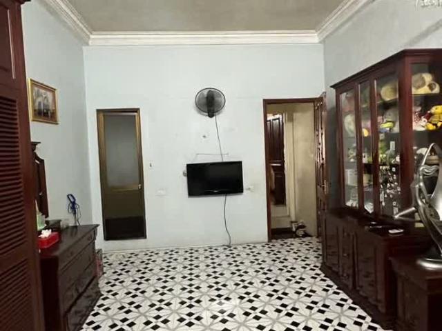 Nhà bán tại Hoàn Kiếm, Hà Nội