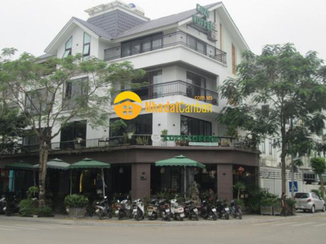 Nhà mặt phố bán