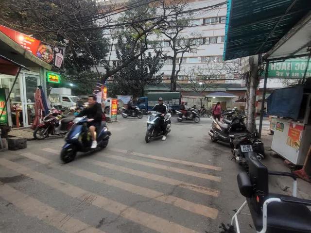 Nhà bán tại Hoàn Kiếm, Hà Nội