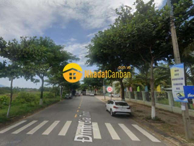 Mặt bằng bán