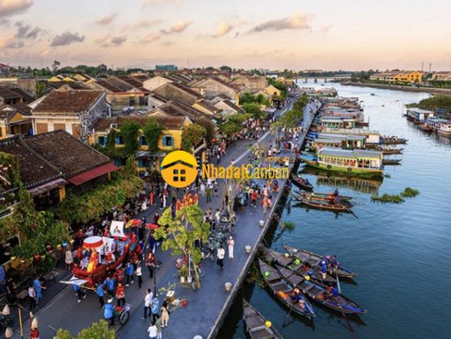 Mặt bằng bán
