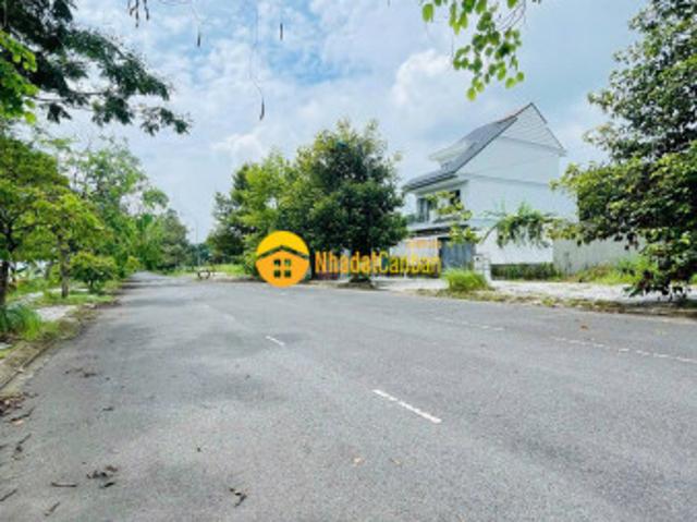 Mặt bằng bán