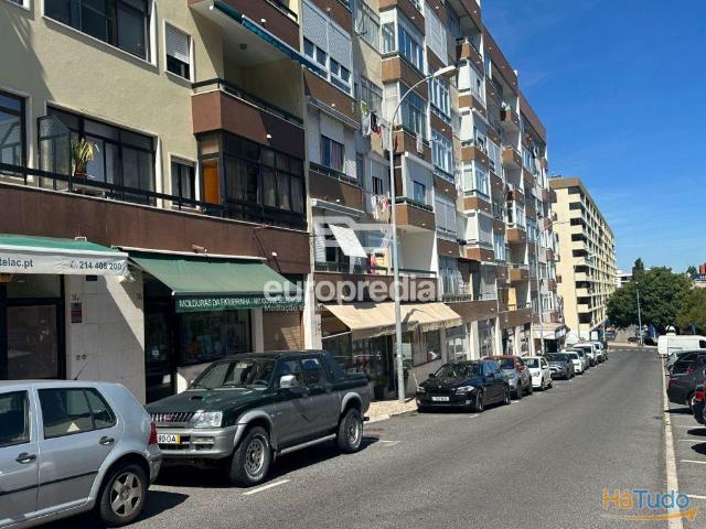 Loja venda em Oeiras, Lisboa