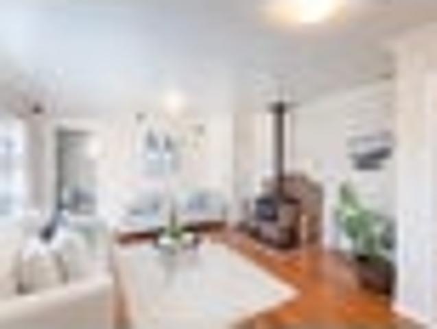 House for sale in Pauatahanui, Wellington