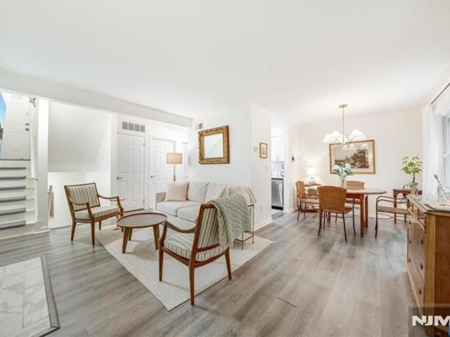 House for sale in Fairwoods, Madison