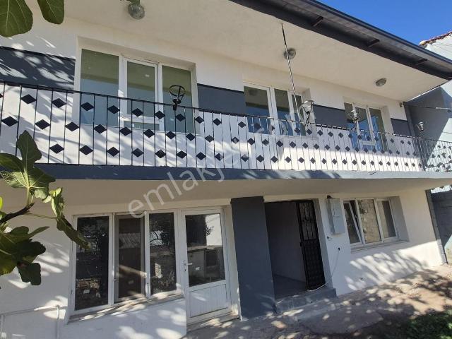 Hisar Mahallesi, Merkezefendi içerisinde satılık Bina