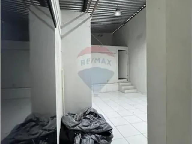 Ponto Comercial aluguel em Região Imediata de São Paulo, Região Metropolitana de São Paulo