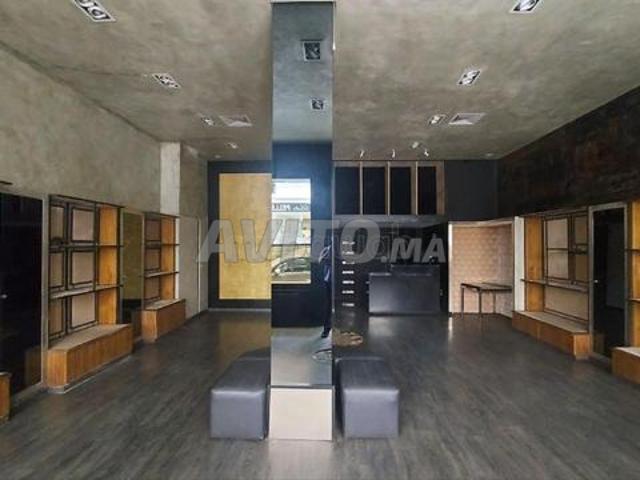 Local commercial location à Anfa, Gharb-Chrarda-Beni Hssen