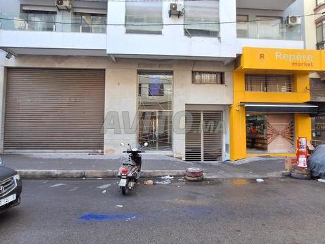 Local commercial vente à Anfa, Gharb-Chrarda-Beni Hssen