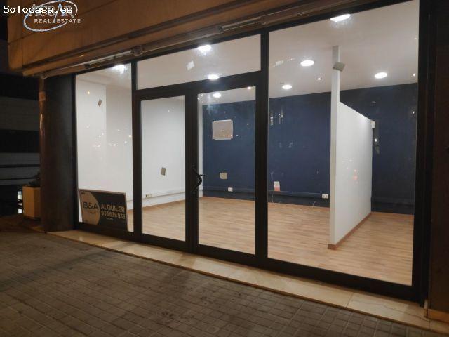 Local Comercial en alquiler en Barcelona, Montbau