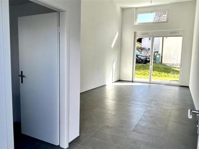 Atelier mieten in Tolochenaz, Waadt