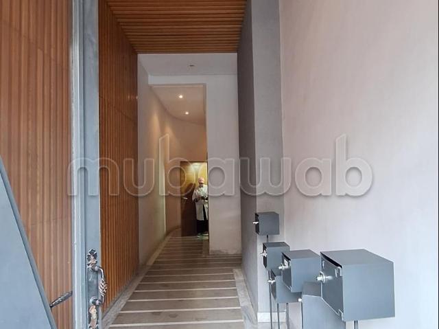 Local commercial vente à Anfa, Gharb-Chrarda-Beni Hssen