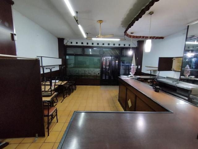Local Comercial en venta en A Coruña, Elviña