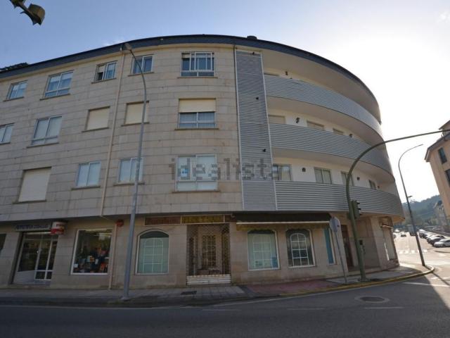 Local Comercial en venta en Salcidos, O Baixo Miño