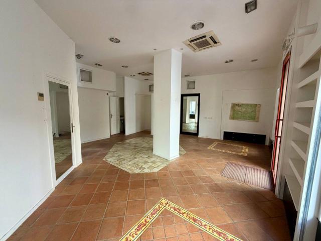 Studio location à Salernes, Var