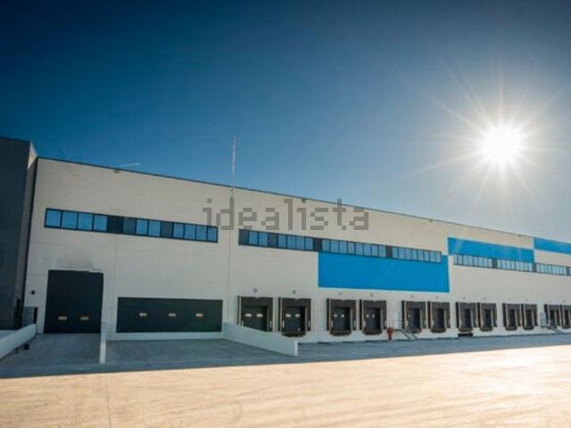 Nave en alquiler en Abrera