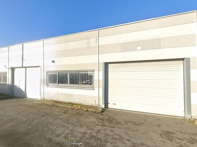 Local Commercial location à Poitiers, Montbernage